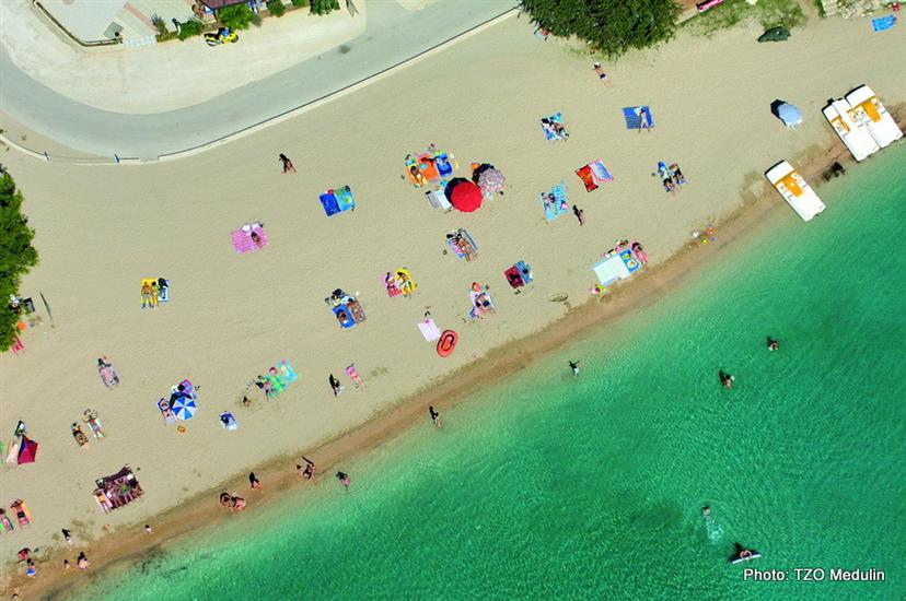 Strand Bijeca Medulin Touristen Info Strand Bijeca Kroatien