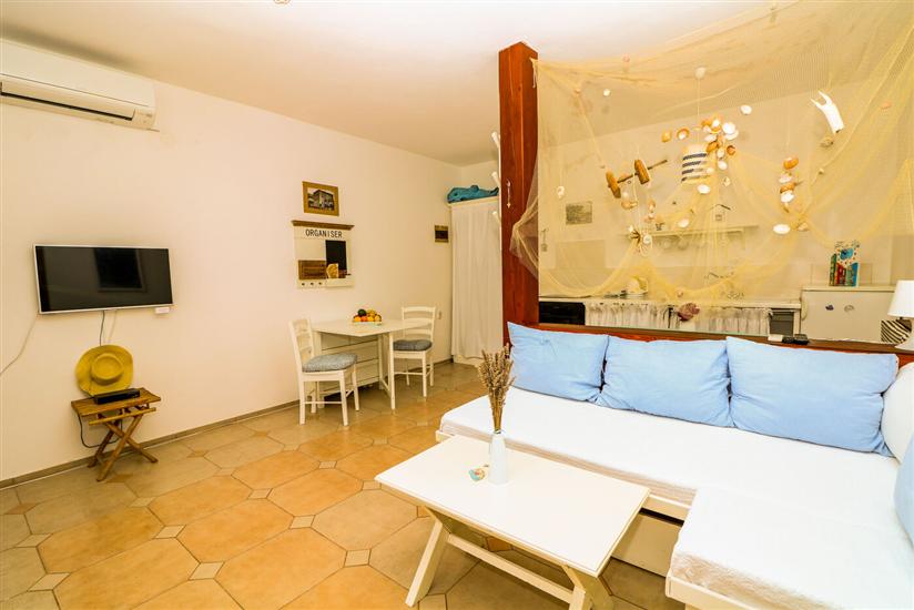 Namestitev Apartmaji Edo Baska Otok Krk Namestitev Kvarnerski