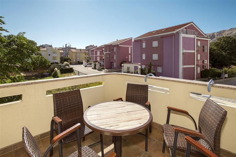 Namestitev Apartmaji Apartments Mare Baska Otok Krk Namestitev