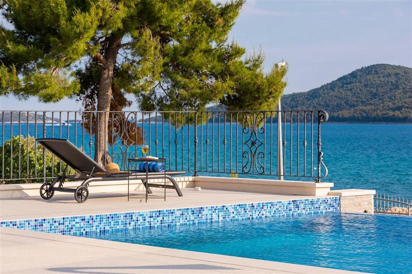 Villa Luxury Maja Zablaće V1851 Sibenik luksuzne villen Šibenik Riviera