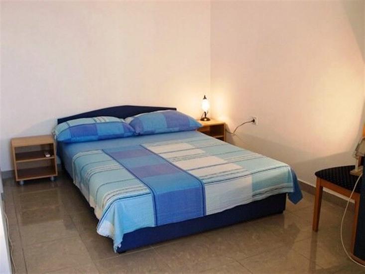 Chambre S2, pour 3 personnes