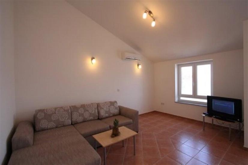 Apartment A6, for 5 persons