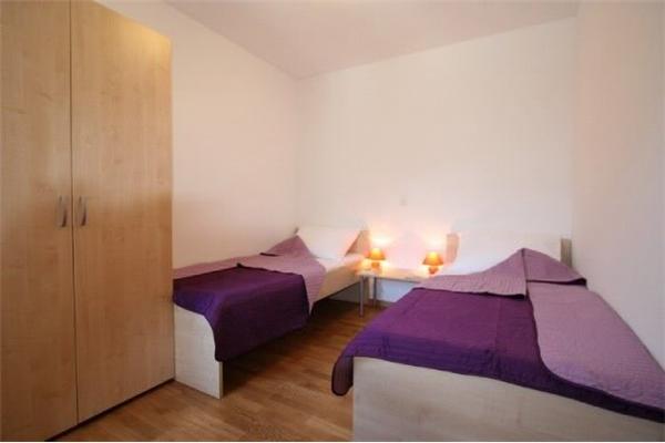 Apartment A6, for 5 persons