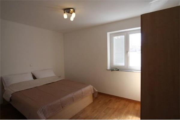 Apartment A5, for 5 persons