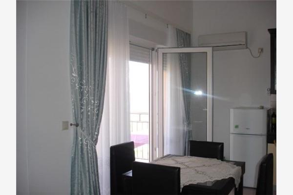 Apartment A2, for 5 persons