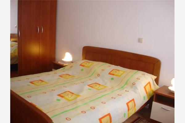Apartment A2, for 5 persons
