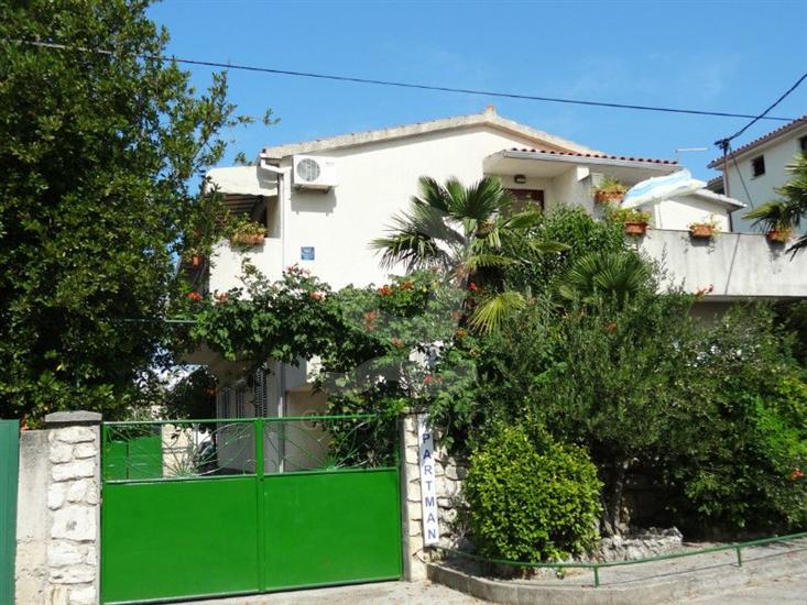 Apartments Miroslava