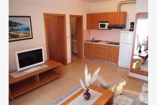 Apartment A5, for 6 persons