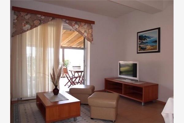 Apartment A2, for 6 persons