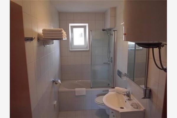 Apartment A10, for 4 persons