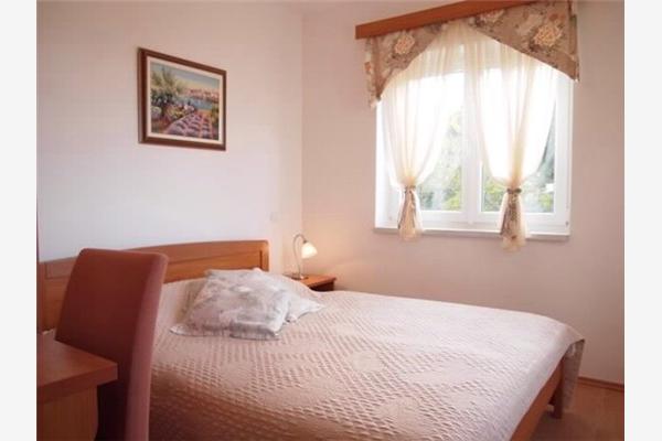 Apartment A6, for 6 persons