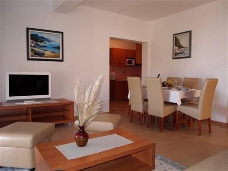 Apartment A1, for 6 persons