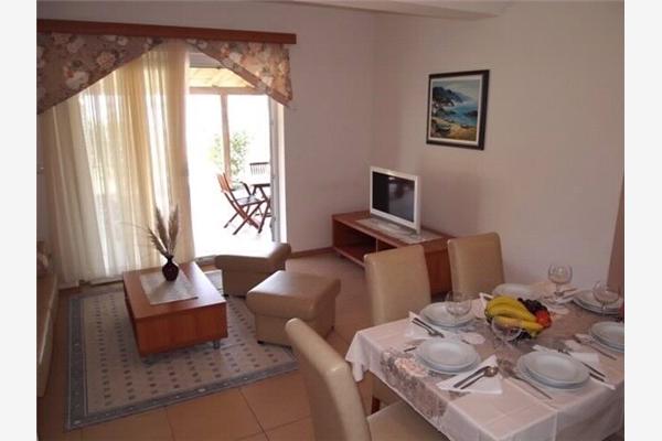 Apartment A1, for 6 persons