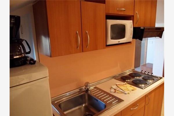 Apartment A9, for 4 persons