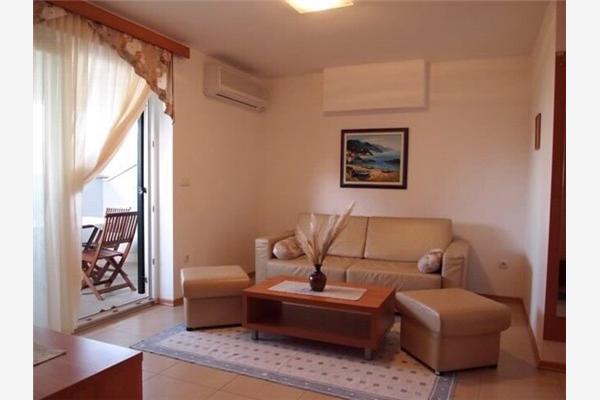 Apartment A9, for 4 persons