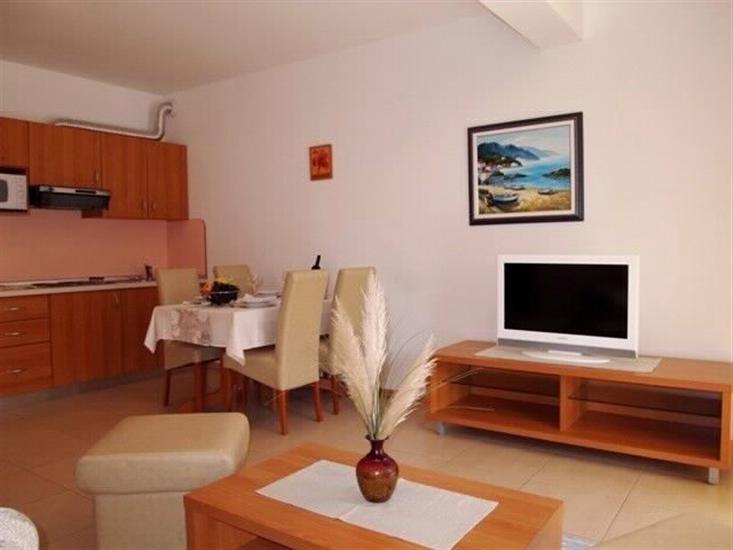 Apartment A4, for 4 persons