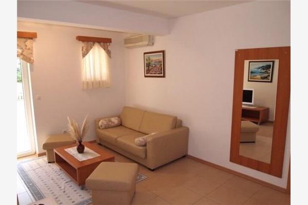 Apartment A4, for 4 persons