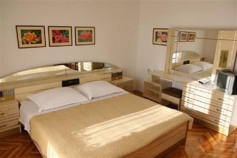 Apartment A1, for 2 persons