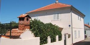 Apartman - Murter - otok Murter