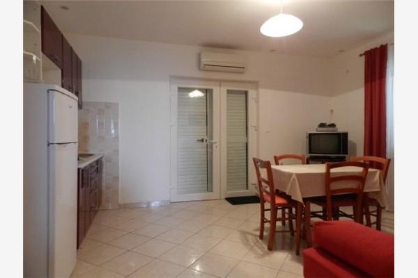 Apartment A2, for 4 persons