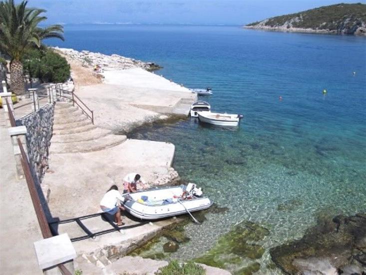 Apartment and Rooms Nikola