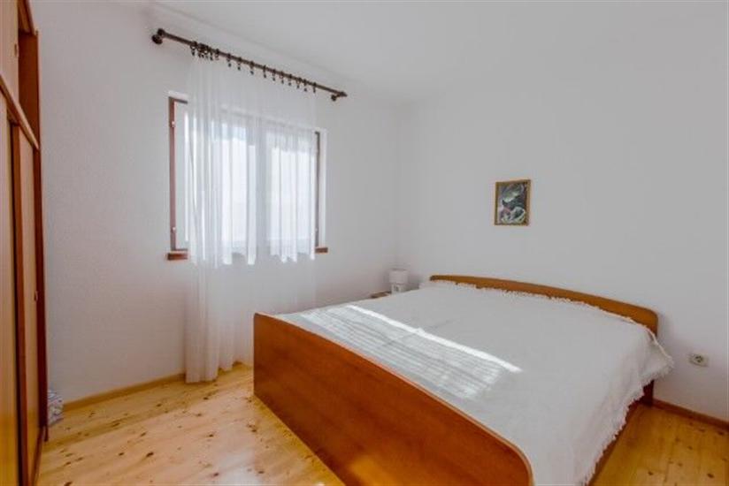 Apartment A3, for 6 persons