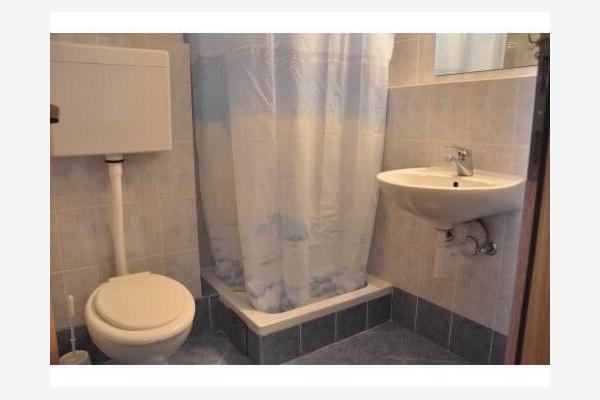 Apartment A7, for 4 persons