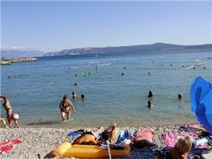 Namestitev z bazenom Reka in Riviera Crikvenica,RezervirajGrozdanaOd 112 €