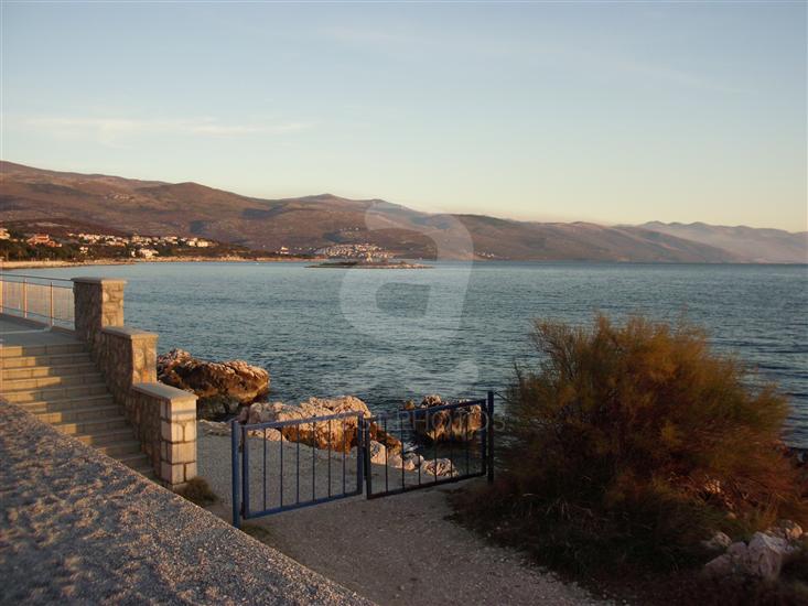 Novi Vinodolski (Crikvenica)