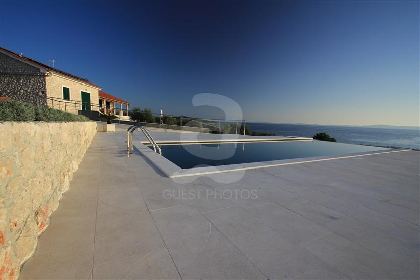 Zizanj - island Zizanj