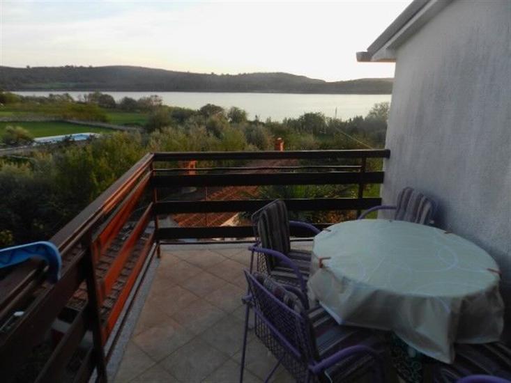 Room S2, for 2 persons