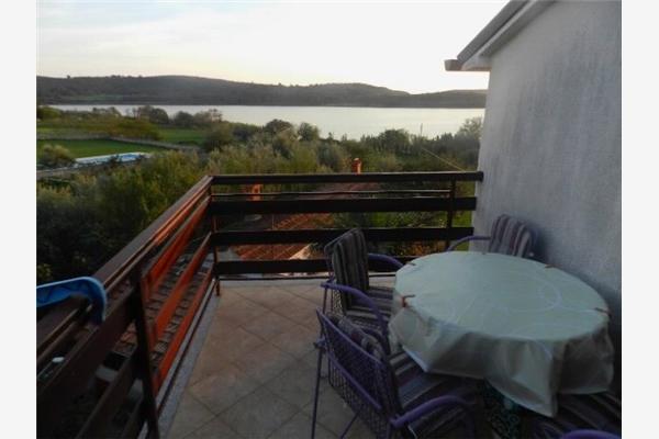 Room S2, for 2 persons