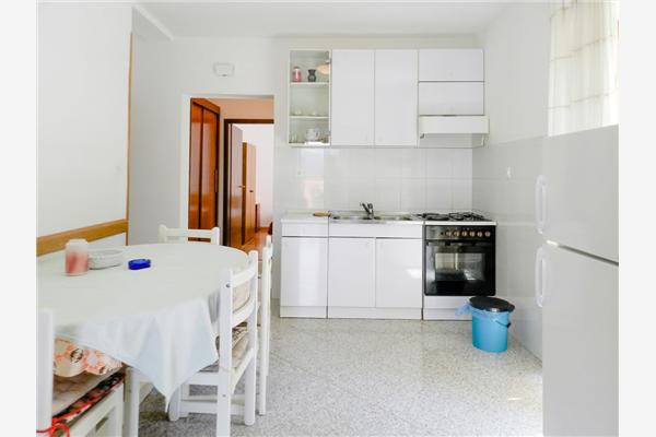 Apartment A4, for 4 persons