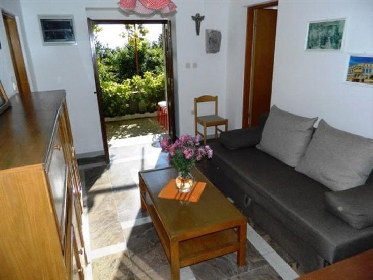 Apartment A1, for 5 persons