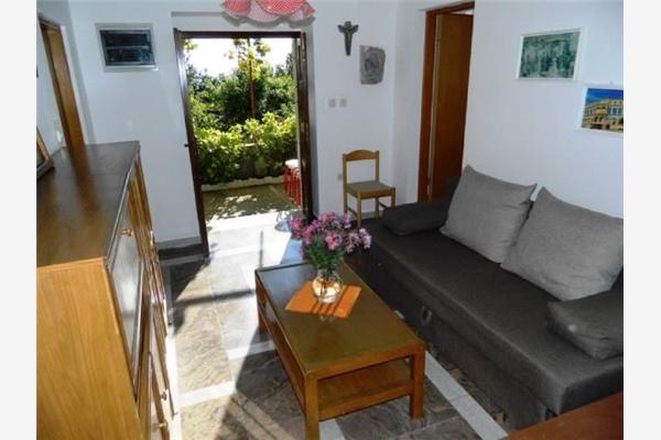 Apartment A1, for 5 persons
