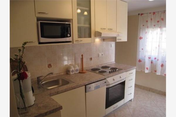 Apartment A1, for 6 persons