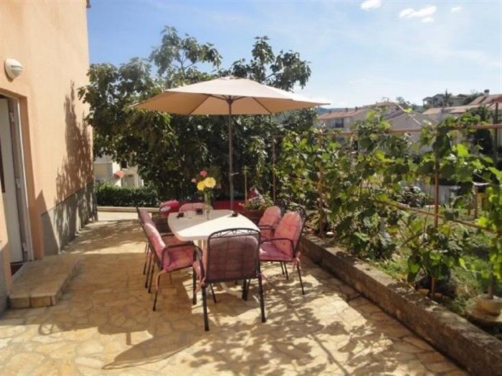 Apartment A2, for 6 persons