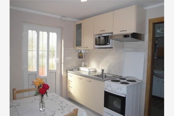 Apartment A2, for 6 persons