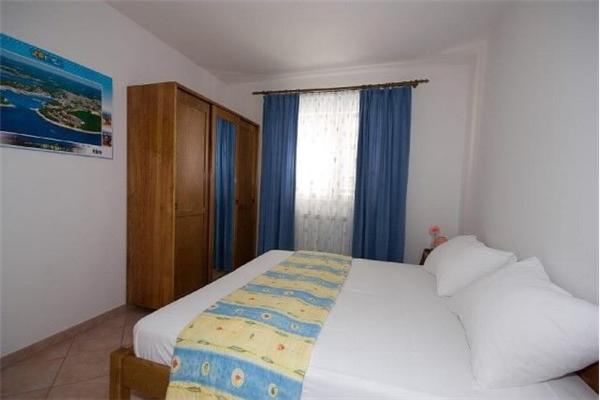 Apartment A7, for 6 persons