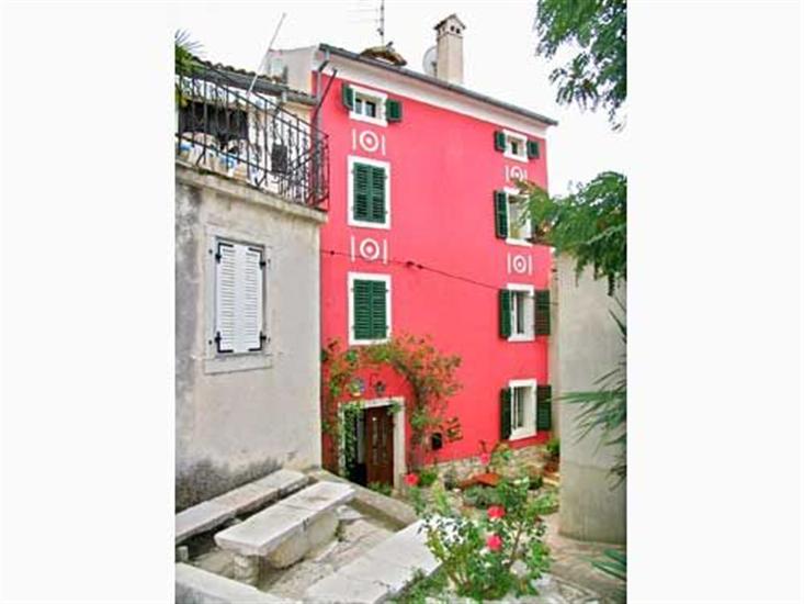 Apartments and Rooms Saša