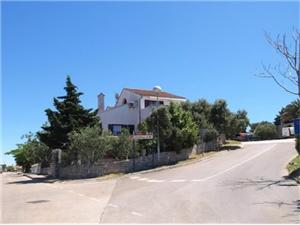 Appartements Magda Mali Losinj - île de Losinj, Superficie 45,00 m2, Distance (vol d'oiseau) jusqu'au centre ville 600 m