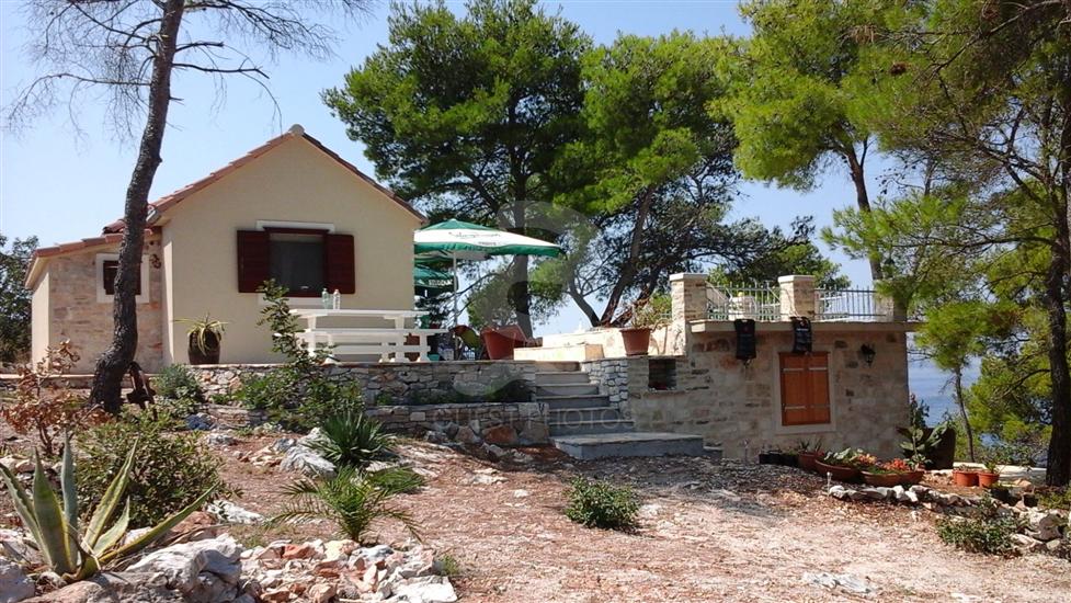 House Vesna Kupinova