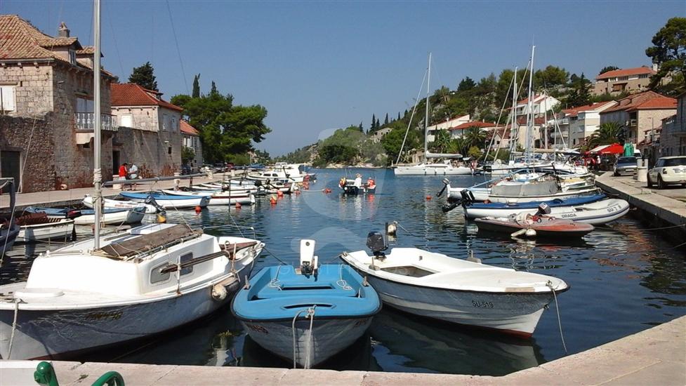 House Vesna Kupinova