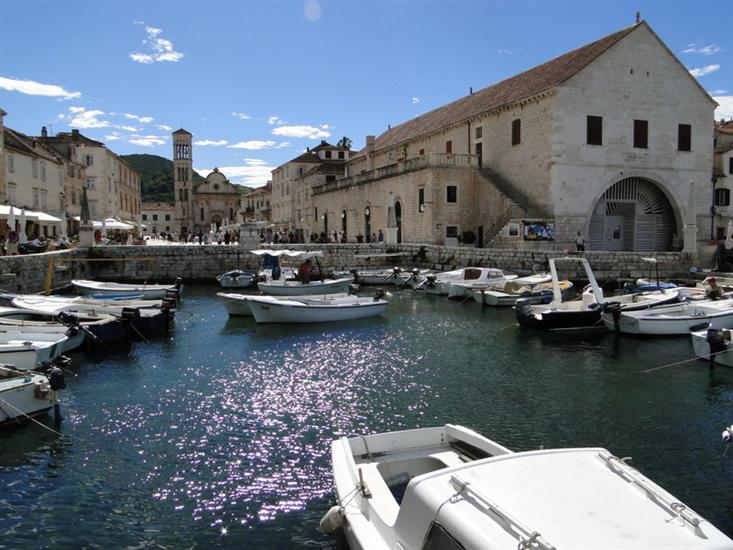 Les iles de la Dalmatie centrale