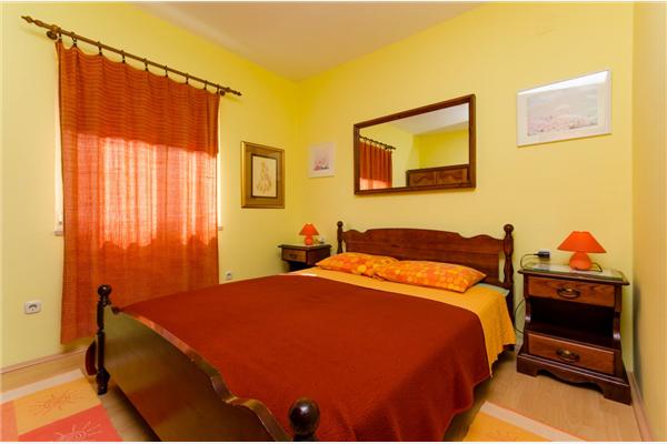 Apartment A4, for 4 persons