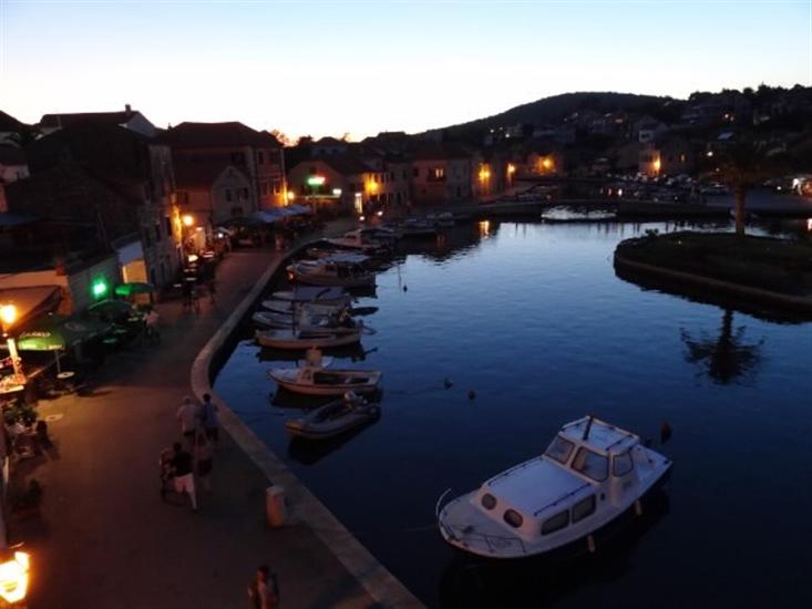 Vrboska - island Hvar