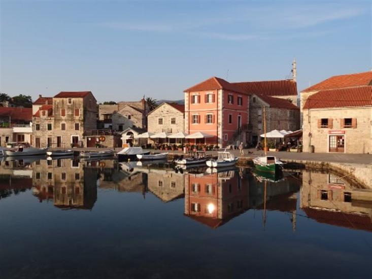 Vrboska - island Hvar