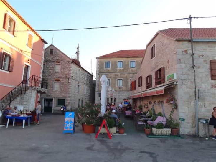 Vrboska - island Hvar