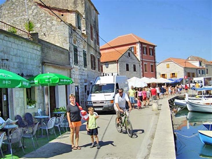 Vrboska - island Hvar