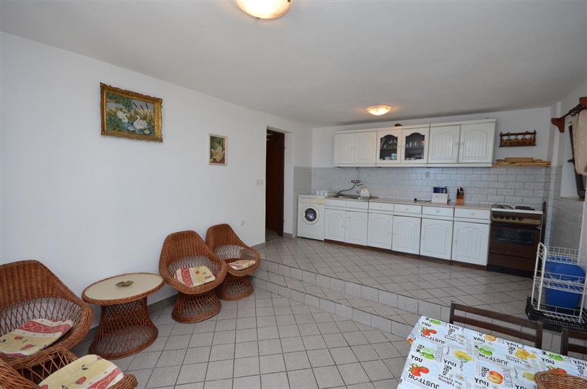 Apartment A1, for 6 persons